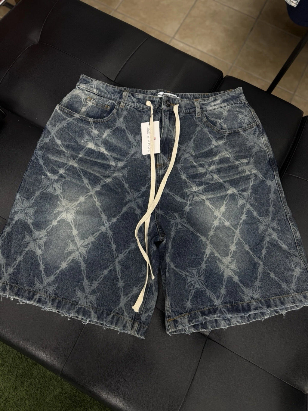 Vale Forever Blue Wire Jean Shorts - Deadstockdenimla