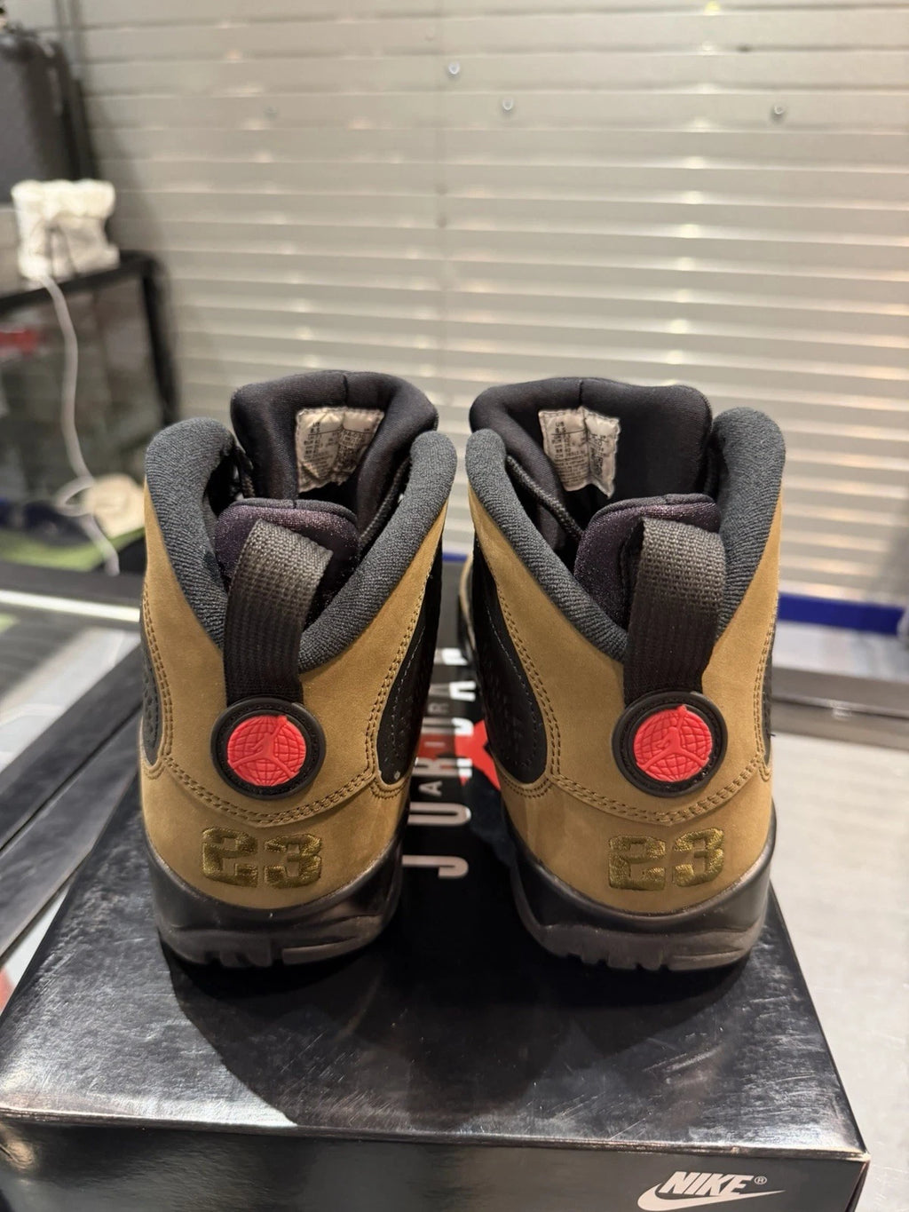 Air Jordan 9 Retro Olive