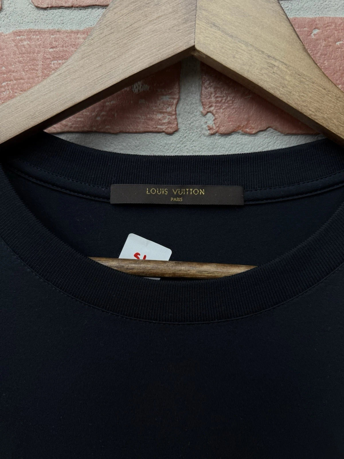 Louis Vuitton Wording Black/White T-shirt