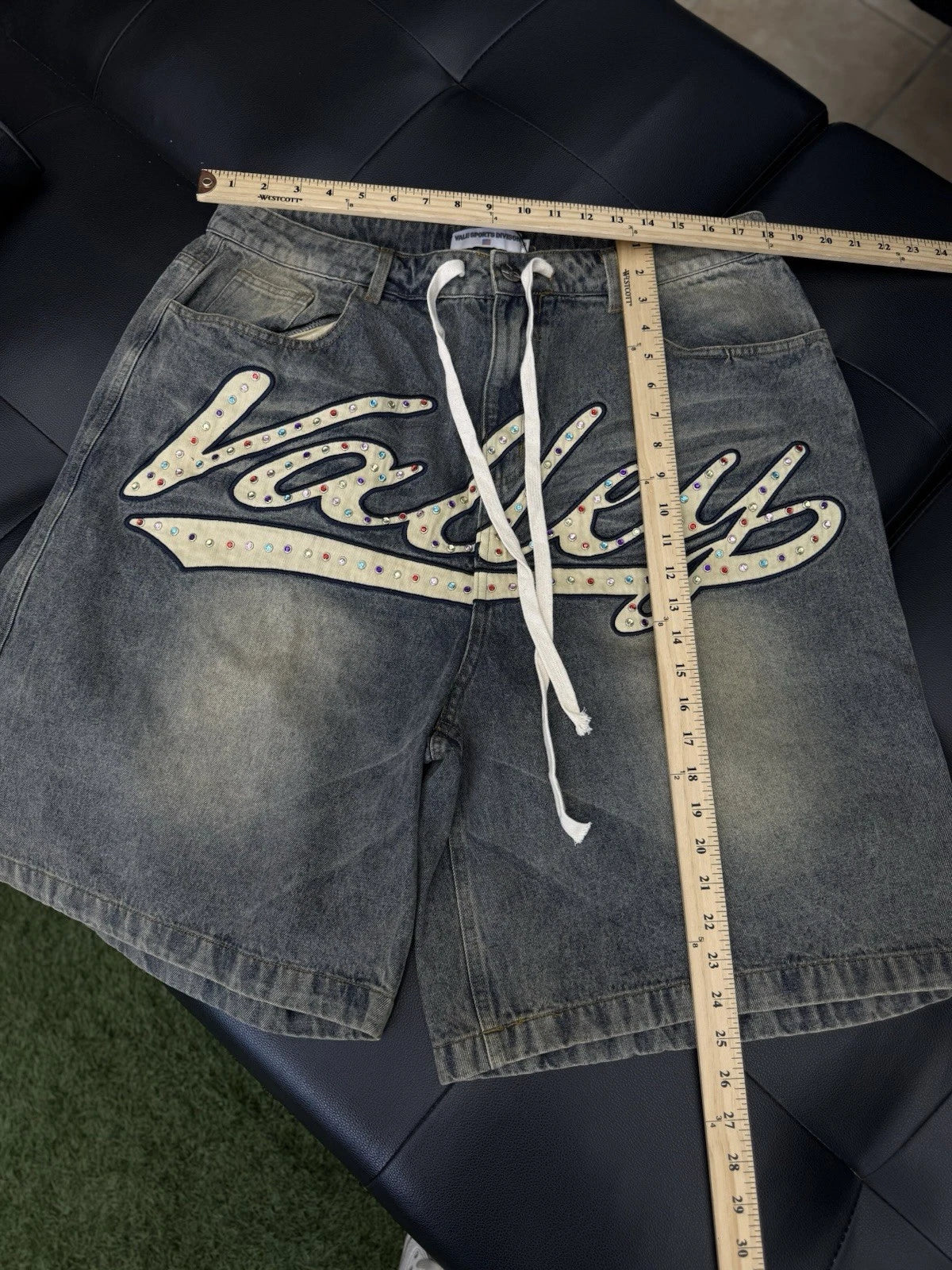 Vale Lives Forever Skittles Demin Jorts Shorts Rhinestone - Deadstockdenimla
