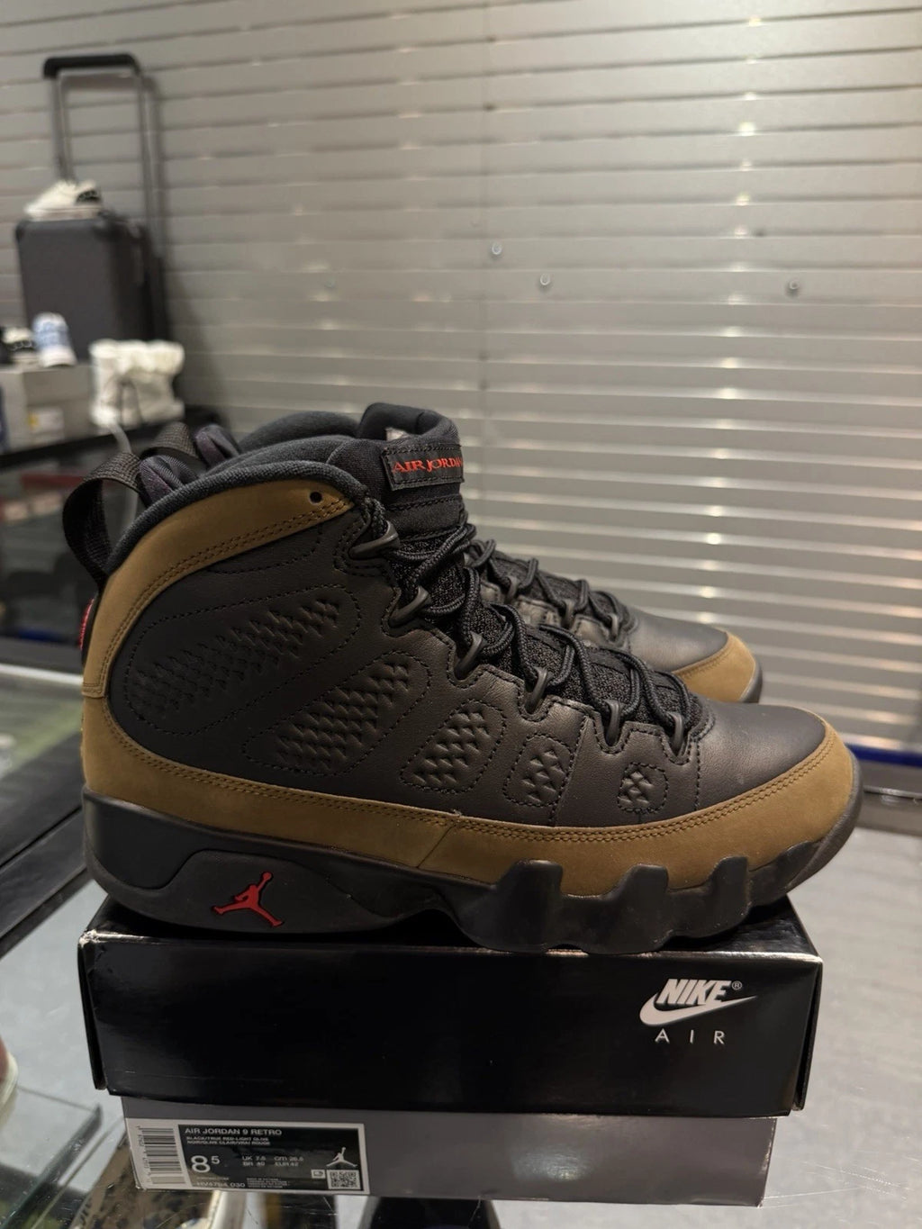 Air Jordan 9 Retro Olive