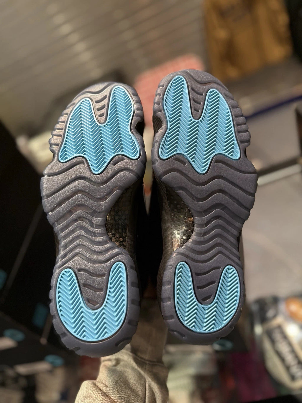 Air Jordan Retro 11 Gamma Blue