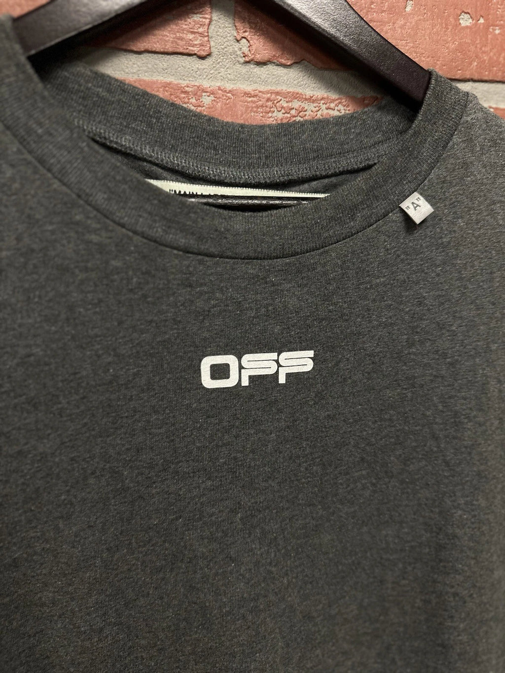 Off White Gray/White Tee - Deadstockdenimla