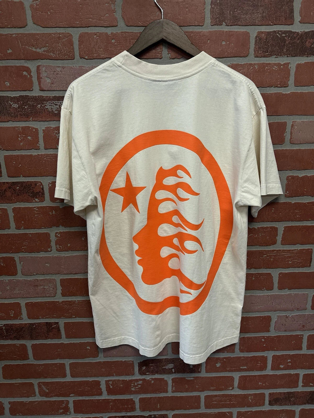 Hellstar Classic White T Shirt Orange - Deadstockdenimla