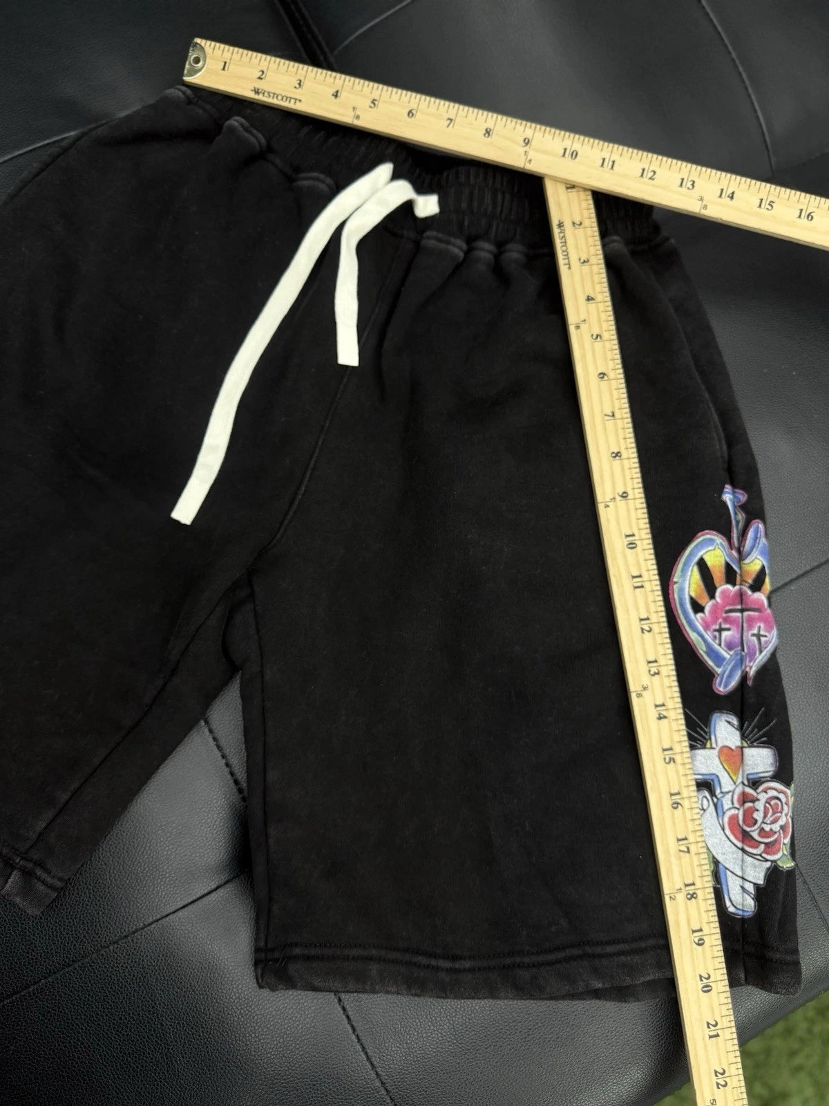 We Are Righteous Cotton Shorts Black - Deadstockdenimla