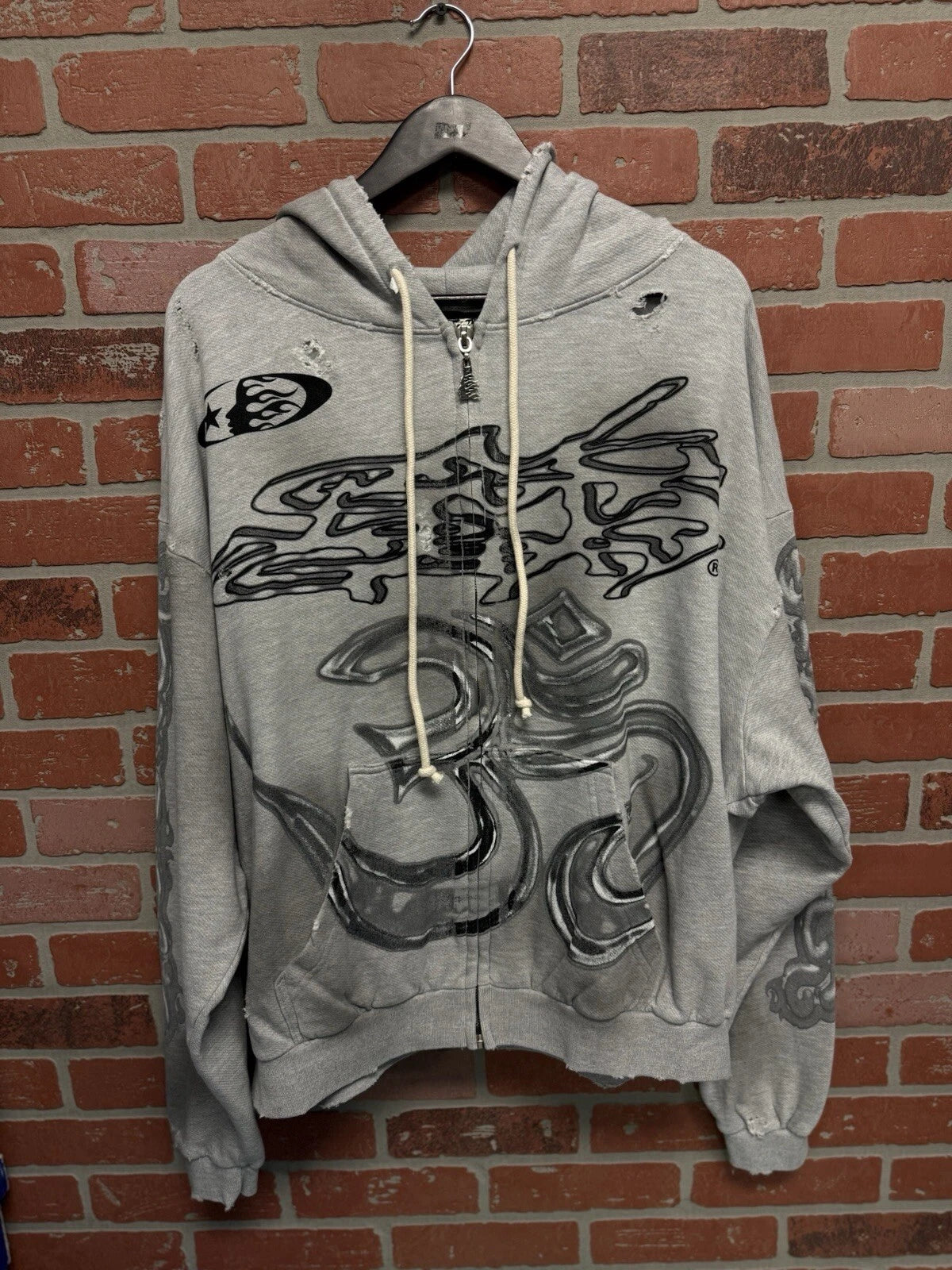 Hellstar Yoga Grey Hoodie - Deadstockdenimla