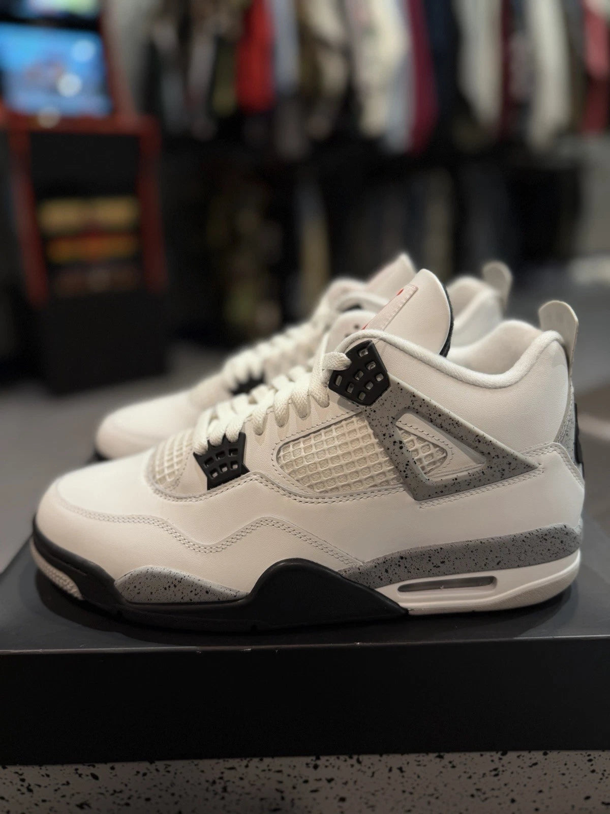 Air Jordan 4 Retro White Cement