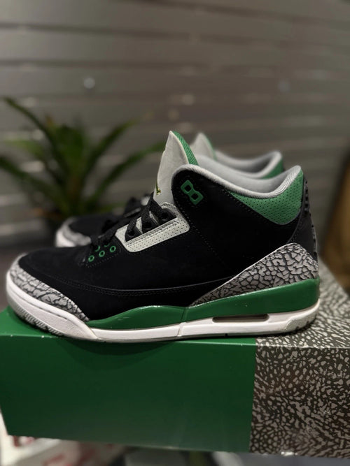 Air Jordan 3 'Pine Green'