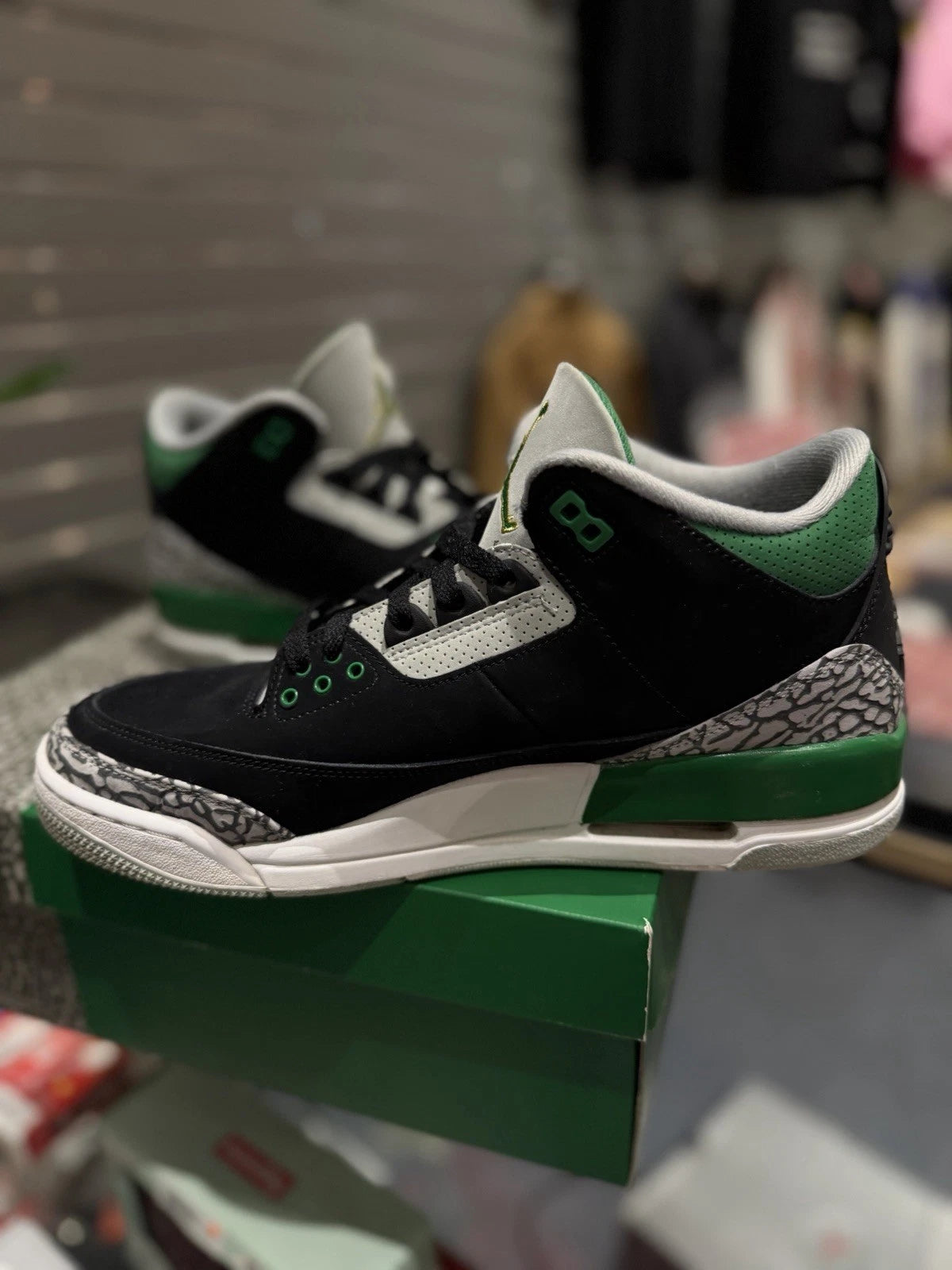 Air Jordan 3 'Pine Green'
