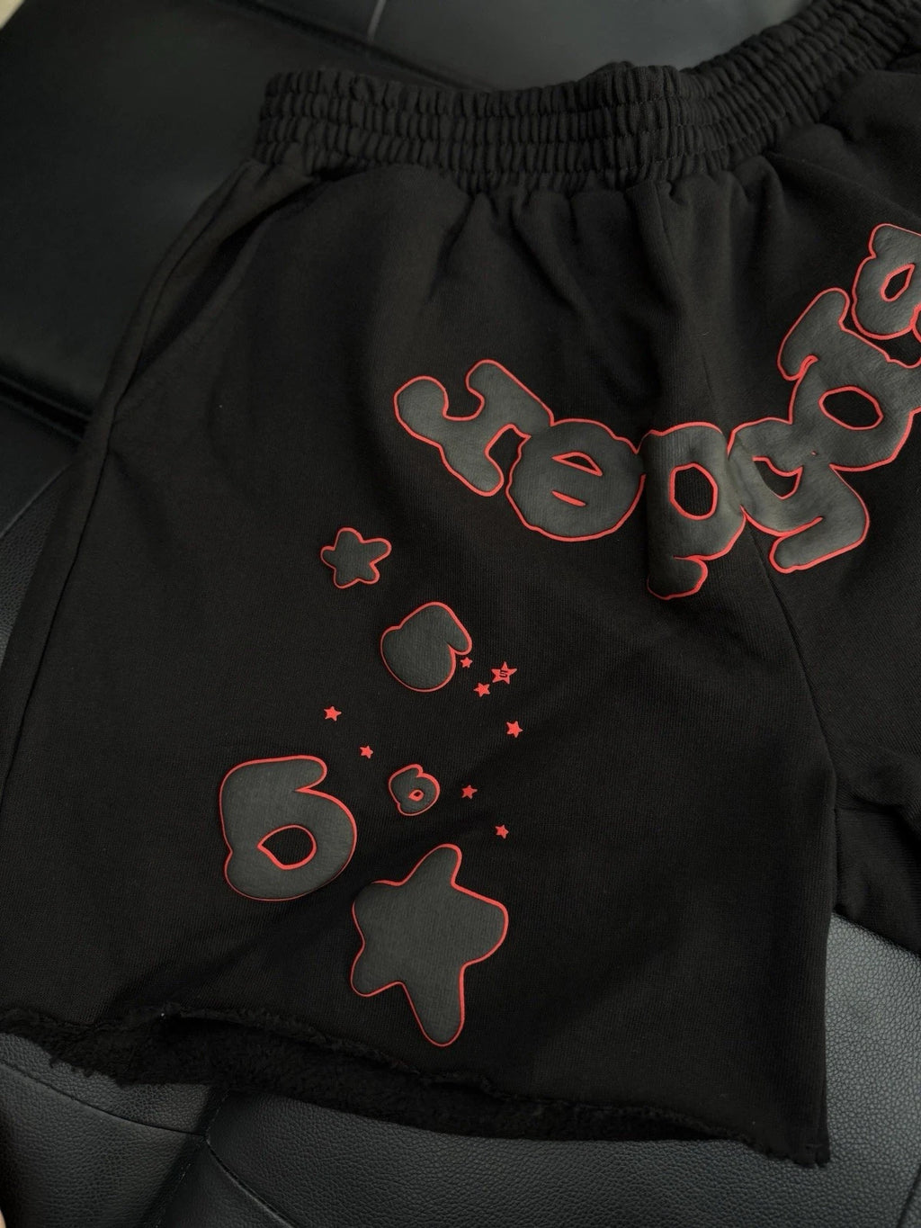 Sp5der OG Web V2 Phantom Sweat shorts Black/Red - Deadstockdenimla