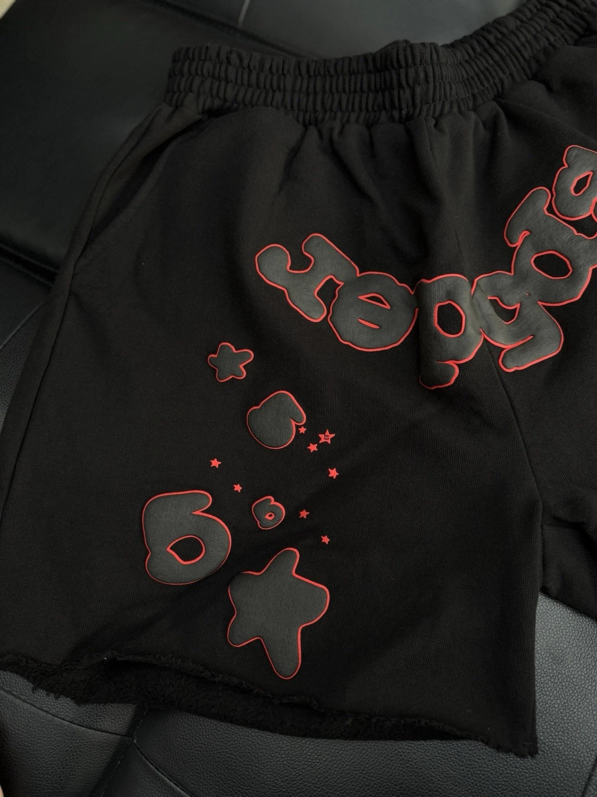 Sp5der OG Web V2 Phantom Sweat shorts Black/Red - Deadstockdenimla