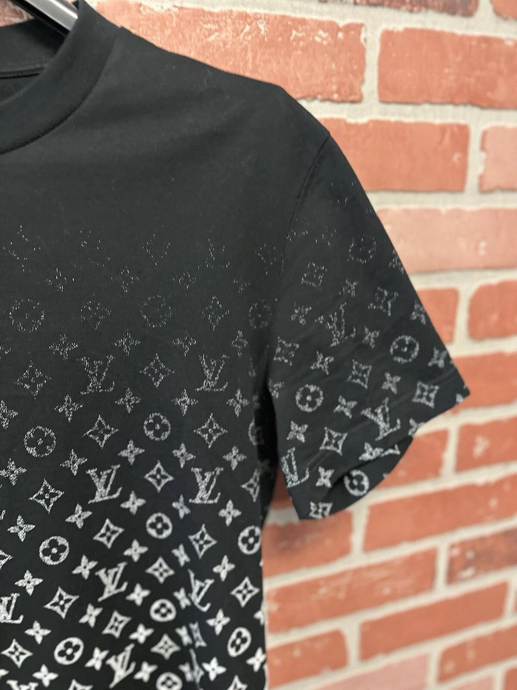 Louis Vuitton Gradient Shirt Black - Deadstockdenimla