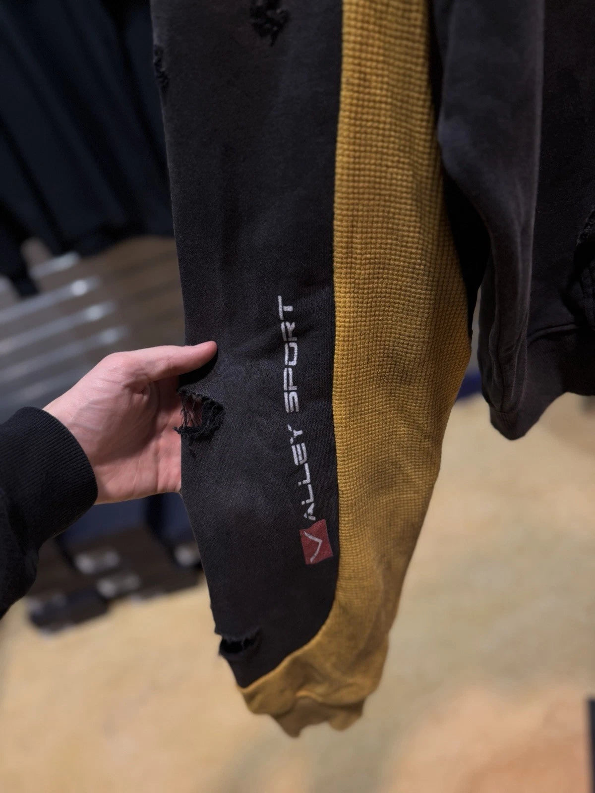 Vale Zip Up Black Yellow Hoodie - Deadstockdenimla