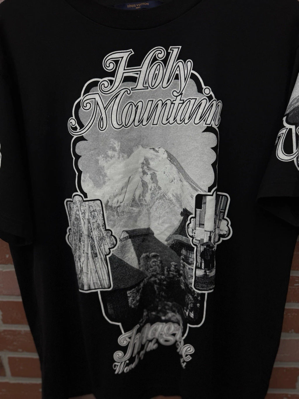 Louis Vuitton Mens Mountain Black/White T-shirt